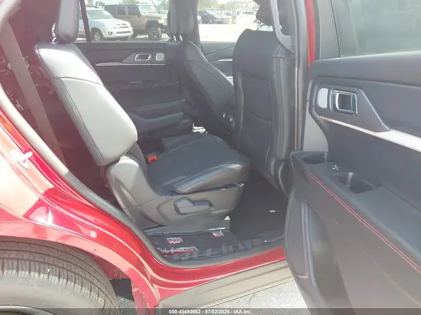 1FMWK8GC2TGA21782 2026 FORD EXPLORER - Image 8
