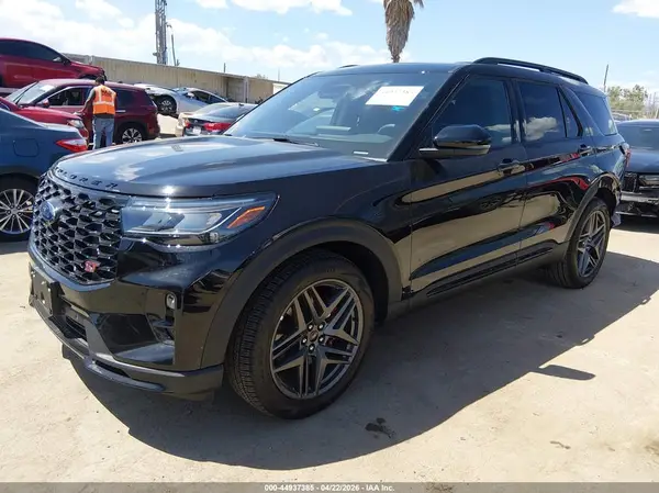 1FMWK8GC2TGA89659 2026 FORD EXPLORER - Image 2