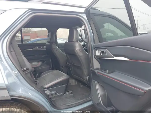 1FMWK8GC2TGA96563 2026 FORD EXPLORER - Image 8