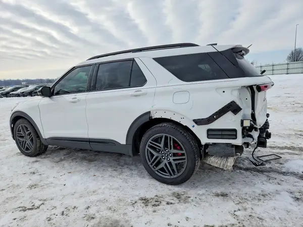 1FMWK8GC3SGB10937 2025 FORD EXPLORER - Image 2