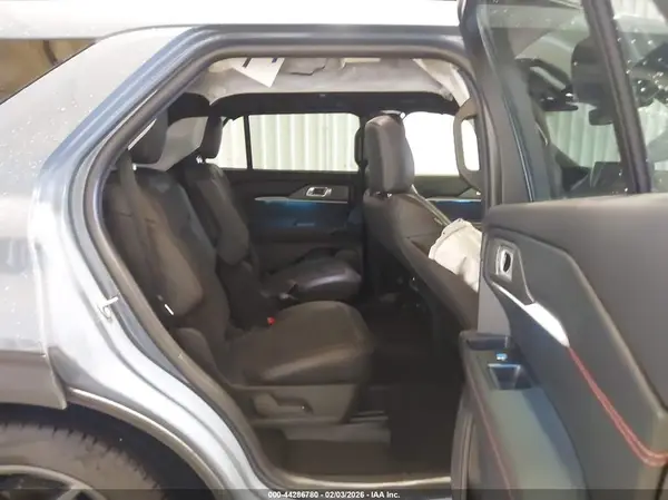 1FMWK8GC3TGA16221 2026 FORD EXPLORER - Image 8