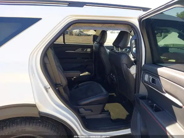 1FMWK8GC4SGB78065 2025 FORD EXPLORER - Image 8