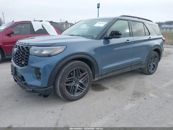 1FMWK8GC5SGD01937 2025 FORD EXPLORER - Image 2