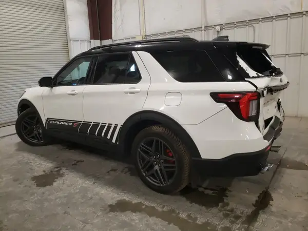 1FMWK8GC6SGA24859 2025 FORD EXPLORER - Image 2