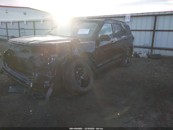 1FMWK8GC6SGA39474 2025 FORD EXPLORER - Image 2
