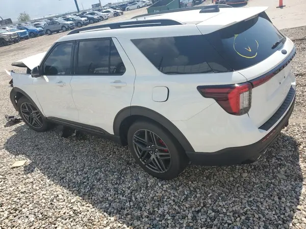 1FMWK8GC6SGA51723 2025 FORD EXPLORER - Image 2