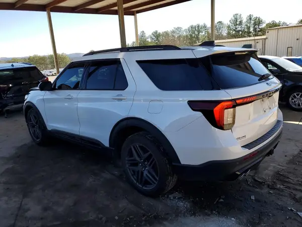 1FMWK8GC7SGC53549 2025 FORD EXPLORER - Image 2
