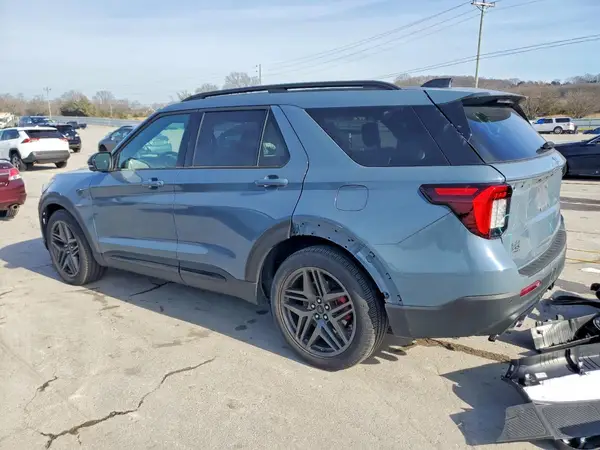 1FMWK8GC8SGA63629 2025 FORD EXPLORER - Image 2