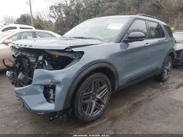 1FMWK8GC8SGC76628 2025 FORD EXPLORER - Image 2