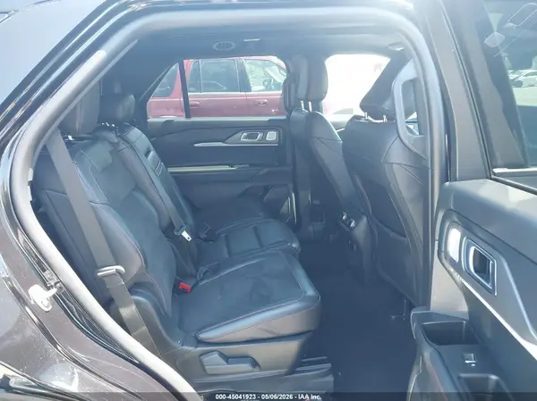 1FMWK8GC8TGA11595 2026 FORD EXPLORER - Image 8