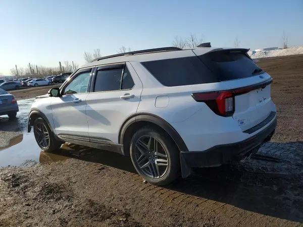 1FMWK8GC9SGA16061 2025 FORD EXPLORER - Image 2