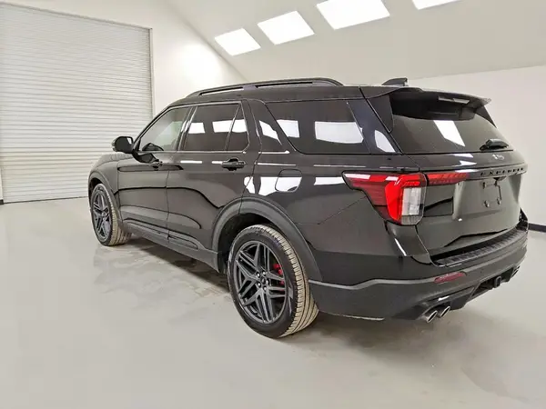 1FMWK8GCXSGB01846 2025 FORD EXPLORER - Image 2