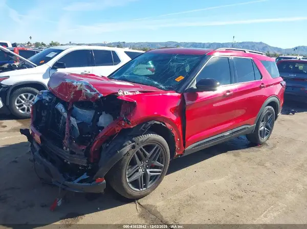 1FMWK8GCXSGB42235 2025 FORD EXPLORER - Image 2