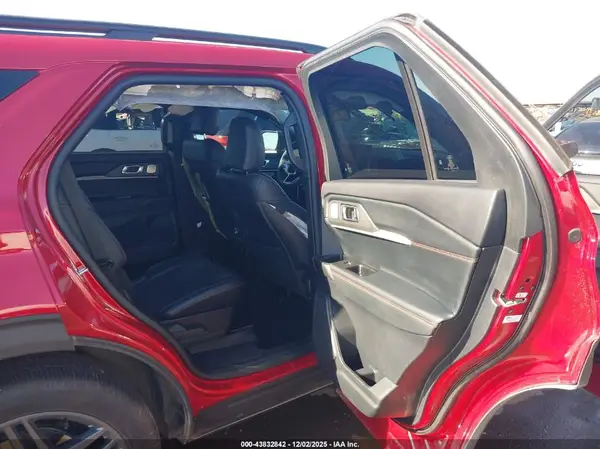 1FMWK8GCXSGB42235 2025 FORD EXPLORER - Image 8
