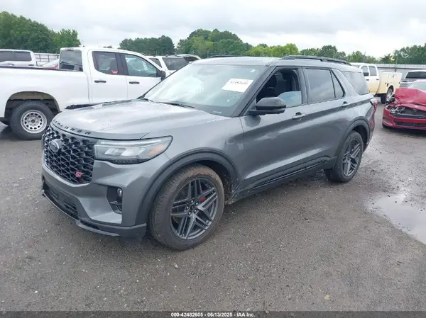 1FMWK8GCXSGB54255 2025 FORD EXPLORER - Image 2