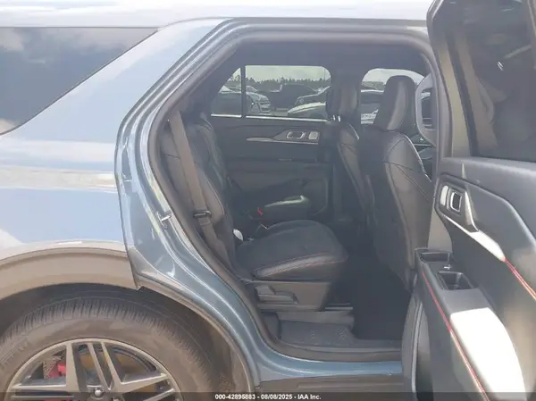 1FMWK8GCXSGB55356 2025 FORD EXPLORER - Image 8