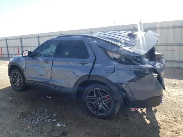 1FMWK8GCXSGB77244 2025 FORD EXPLORER - Image 2