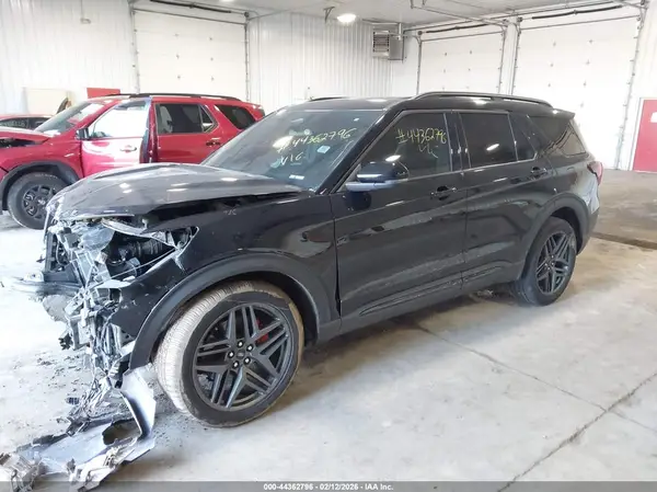 1FMWK8GCXSGB99311 2025 FORD EXPLORER - Image 2