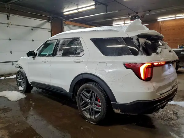 1FMWK8GCXSGC22215 2025 FORD EXPLORER - Image 2