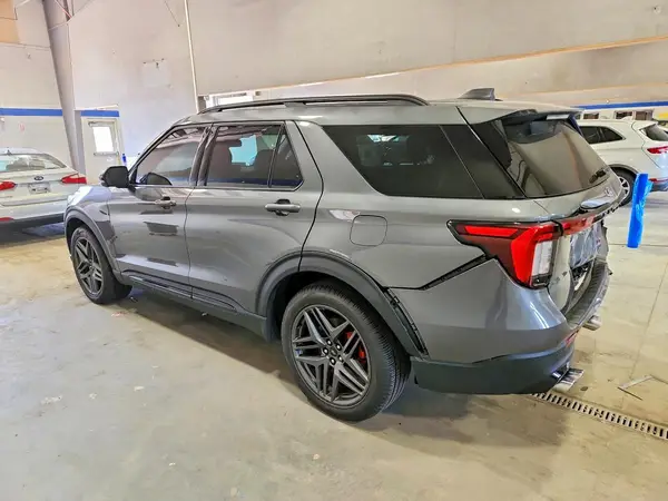 1FMWK8GCXSGC58020 2025 FORD EXPLORER - Image 2