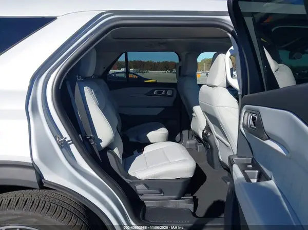 1FMWK8HC0SGC64231 2025 FORD EXPLORER - Image 8