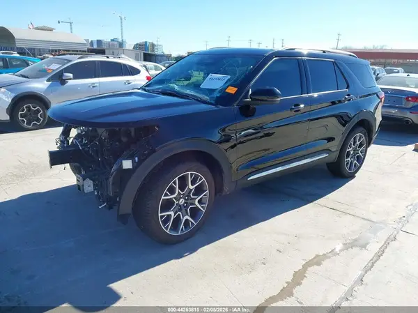 1FMWK8HC1SGC48328 2025 FORD EXPLORER - Image 2