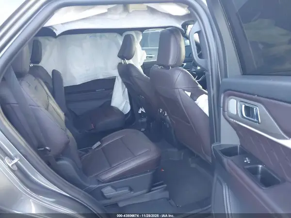 1FMWK8HC1SGC74184 2025 FORD EXPLORER - Image 8