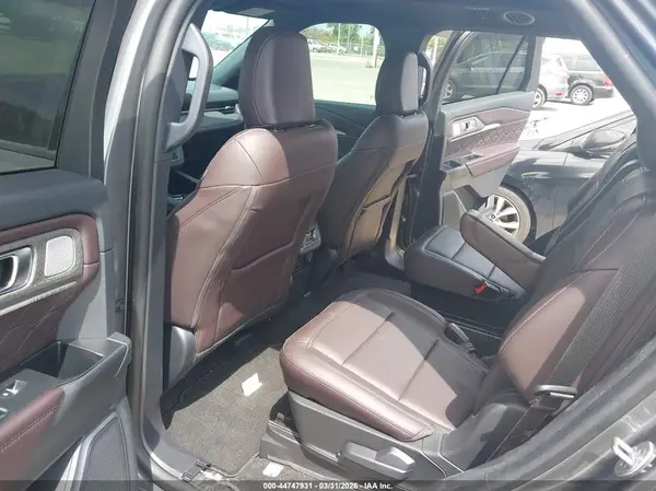 1FMWK8HC9SGB73233 2025 FORD EXPLORER - Image 8