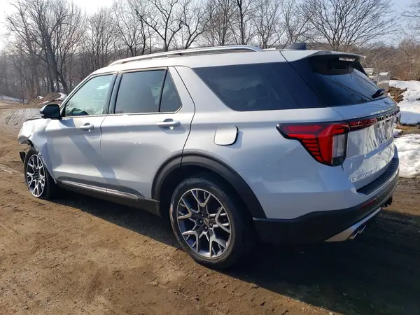 1FMWK8HC9SGC70917 2025 FORD EXPLORER - Image 2