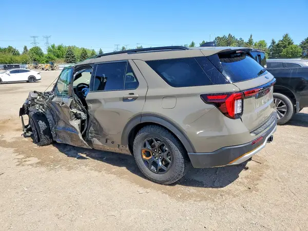 1FMWK8JC0TGB46059 2026 FORD EXPLORER - Image 2
