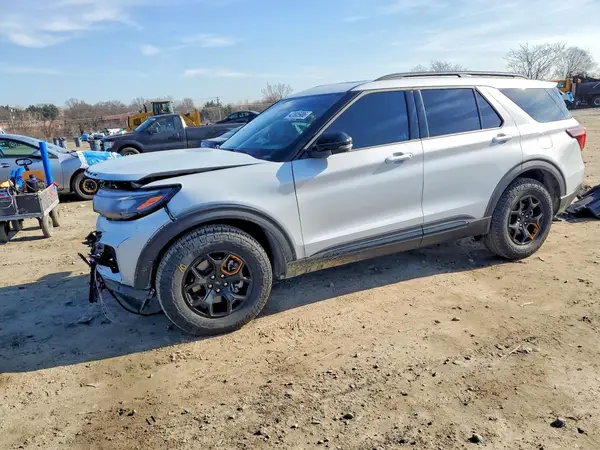 1FMWK8JC2TGA27767 2026 FORD EXPLORER - Image 1