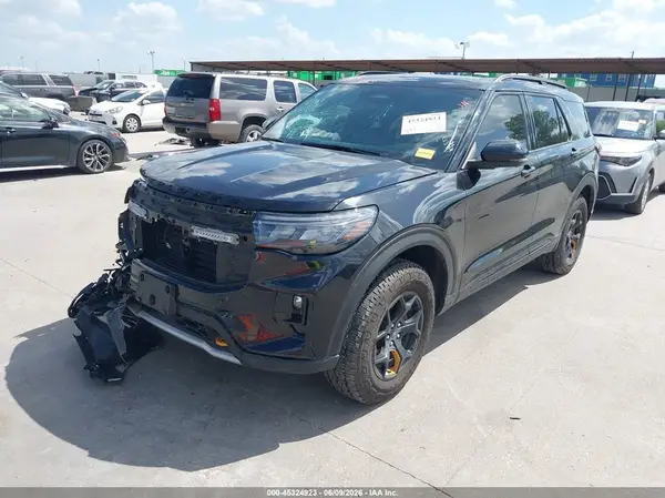 1FMWK8JC4TGA65498 2026 FORD EXPLORER - Image 2