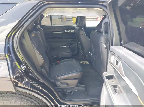 1FMWK8JC4TGA65498 2026 FORD EXPLORER - Image 8