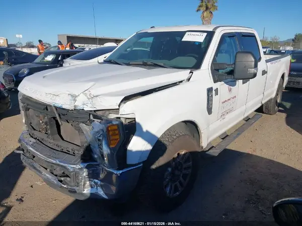 1FT7W2A60HEC90265 2017 FORD F250 - Image 2