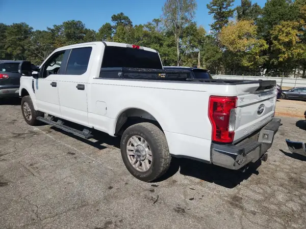 1FT7W2A60HEF43679 2017 FORD F250 - Image 2