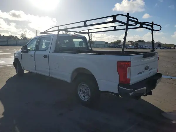 1FT7W2A60KEF95062 2019 FORD F250 - Image 2