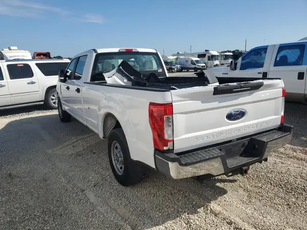 1FT7W2A61JEB04979 2018 FORD F250 - Image 2