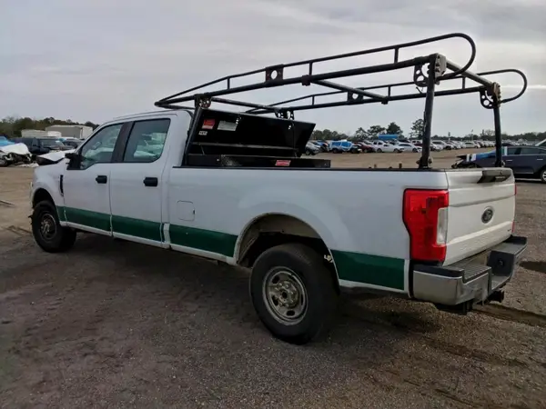 1FT7W2A61JEB41918 2018 FORD F250 - Image 2