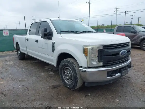 1FT7W2A62JEB19247 2018 FORD F250 - Image 1