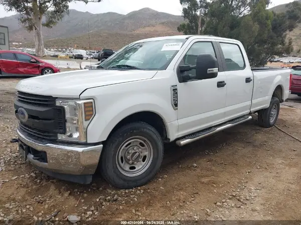 1FT7W2A62KED47573 2019 FORD F250 - Image 2