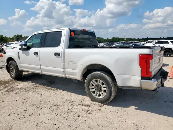 1FT7W2A63JEB38924 2018 FORD F250 - Image 2