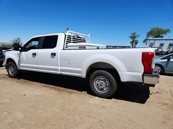 1FT7W2A63JEB68893 2018 FORD F250 - Image 2