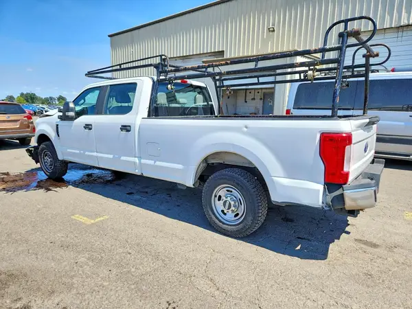 1FT7W2A63JEC08566 2018 FORD F250 - Image 2