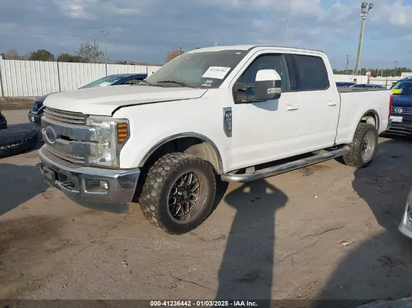 1FT7W2A64JEC24615 2018 FORD F250 - Image 2