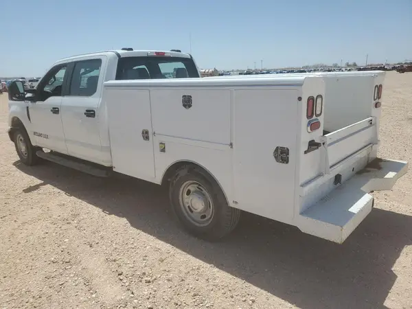 1FT7W2A64MED45228 2021 FORD F250 - Image 2