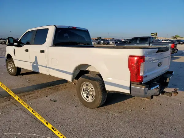 1FT7W2A65KED11005 2019 FORD F250 - Image 2