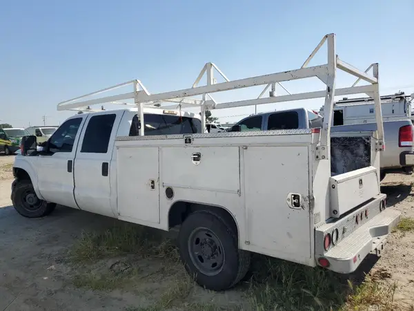 1FT7W2A66GEB85812 2016 FORD F250 - Image 2
