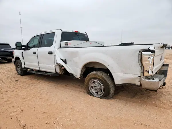 1FT7W2A67HEF11151 2017 FORD F250 - Image 2