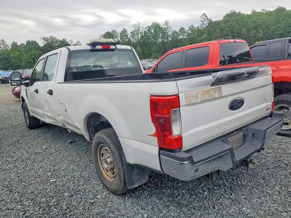 1FT7W2A69HEE97804 2017 FORD F250 - Image 2