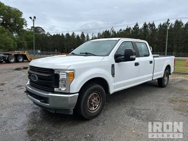 1FT7W2A6XHEE40981 2017 FORD F250 - Image 1